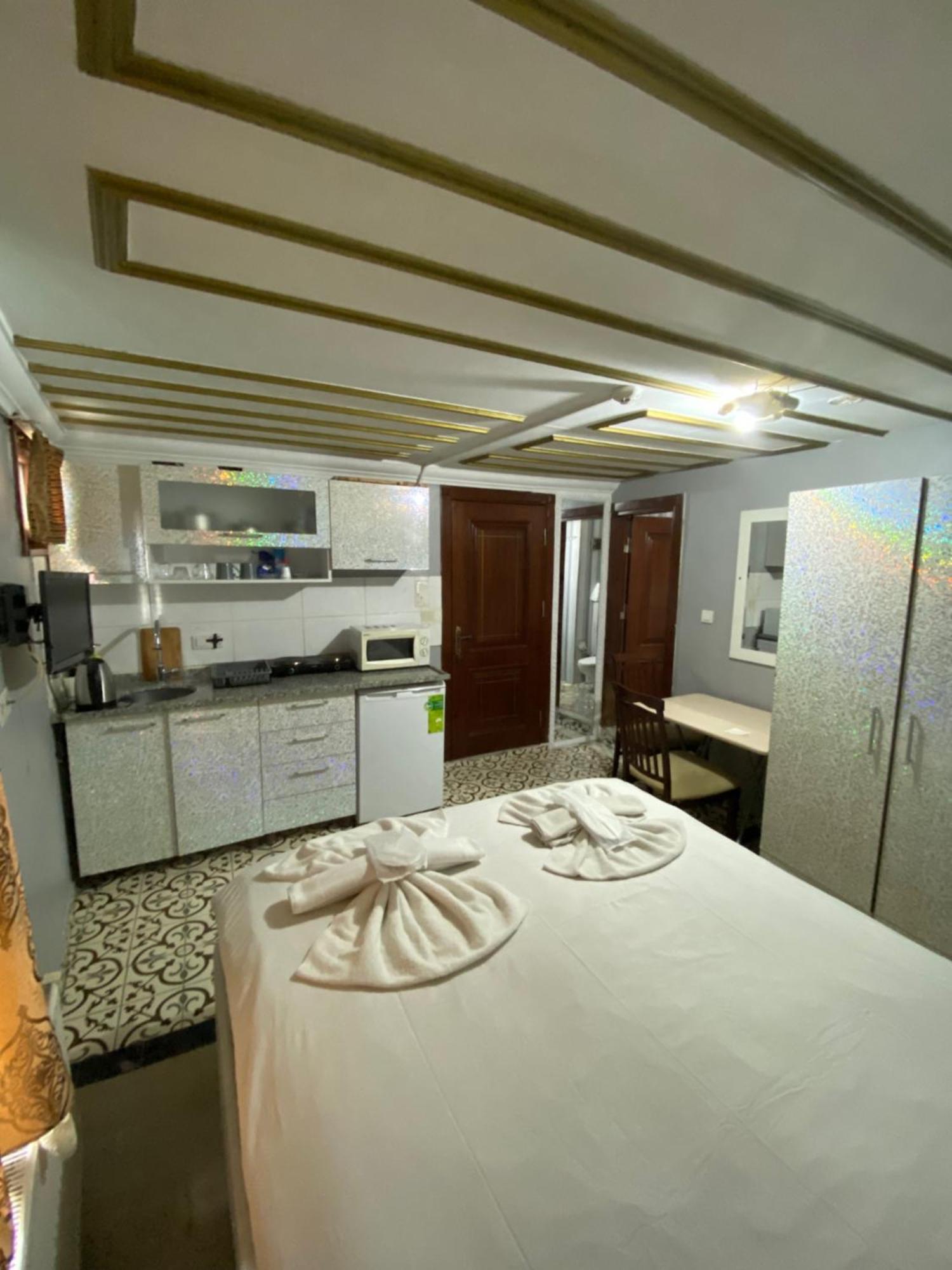 Sophia Studio Apart Hotel Isztambul Kültér fotó