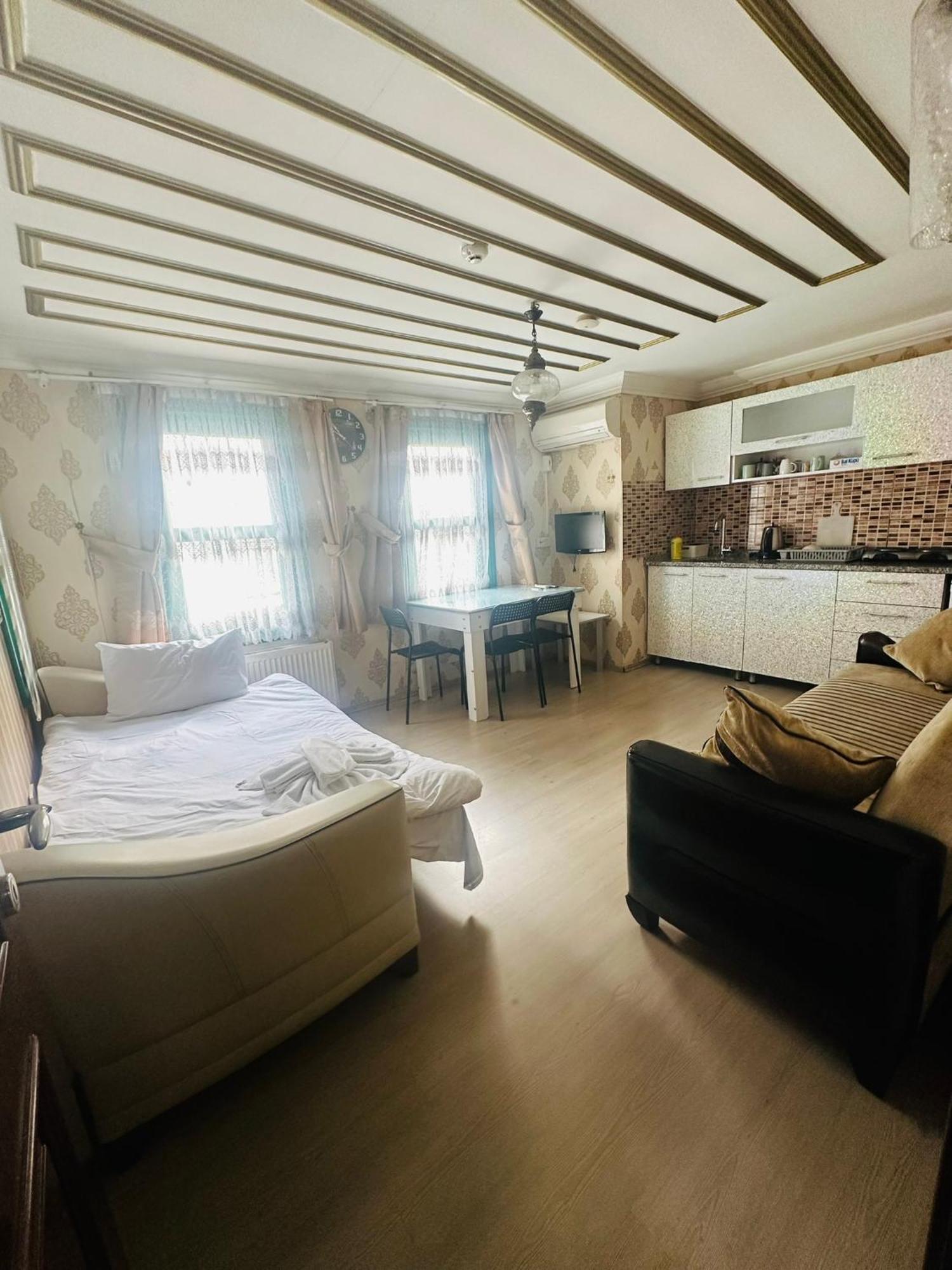 Sophia Studio Apart Hotel Isztambul Kültér fotó