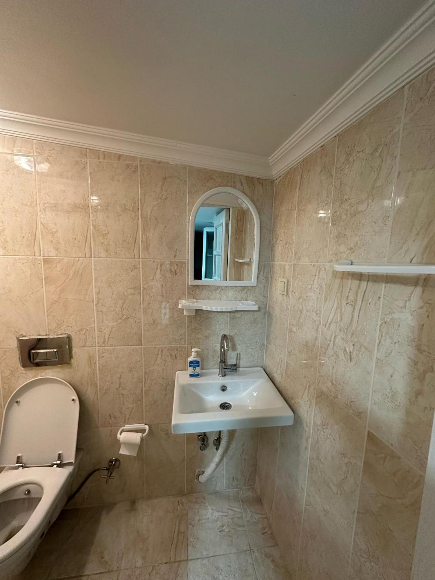 Sophia Studio Apart Hotel Isztambul Kültér fotó
